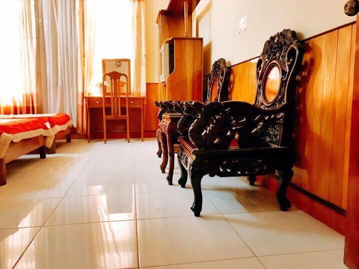 Lucky Hotel Quy Nhon Buitenkant foto